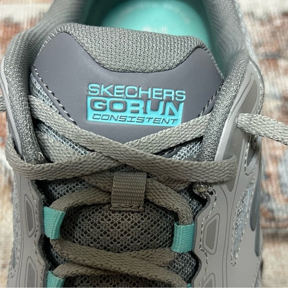 Skechers GoRun Consistent Shoes Womens 9.5 Gray‎ Blue Running Sneakers 128075 - Picture 5 of 9